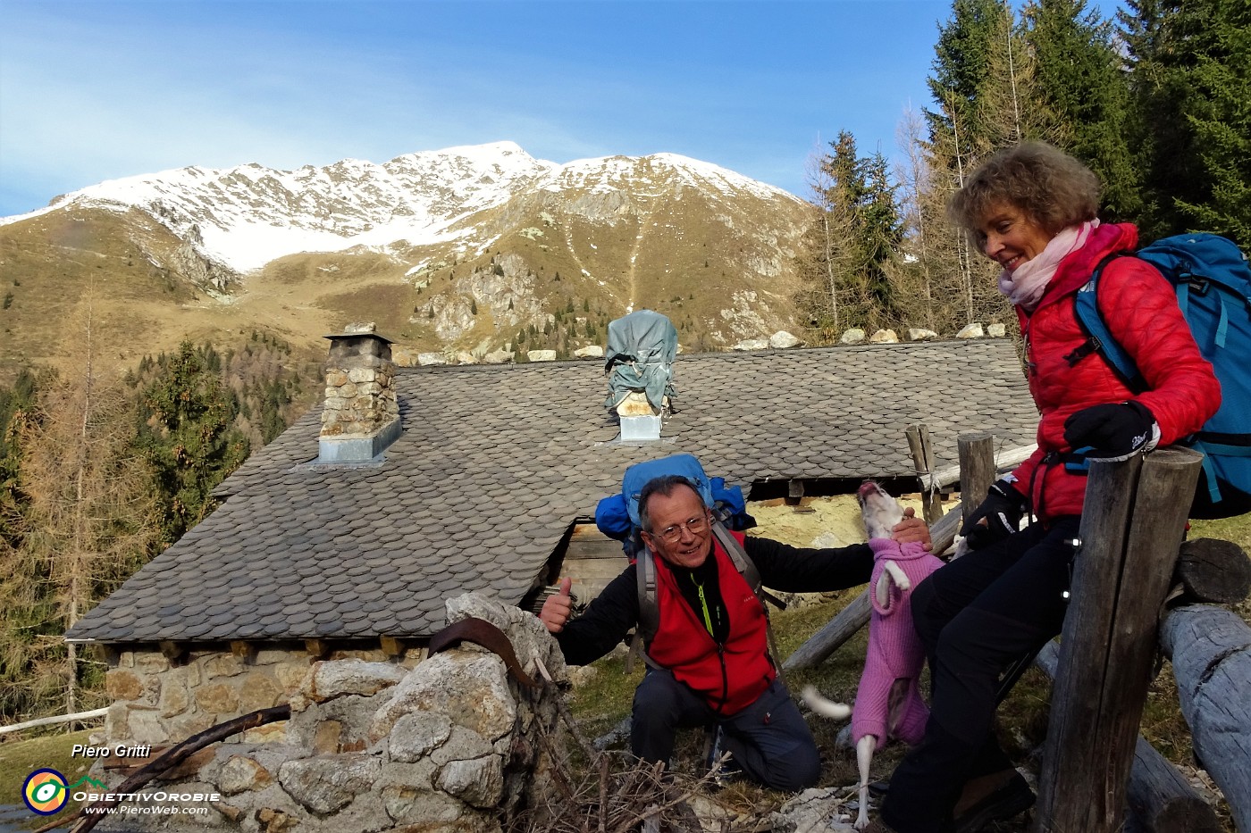 22 Alla Baita Piazzoli  (1680 m) coN vista verso cresta Cima di Lemma.JPG